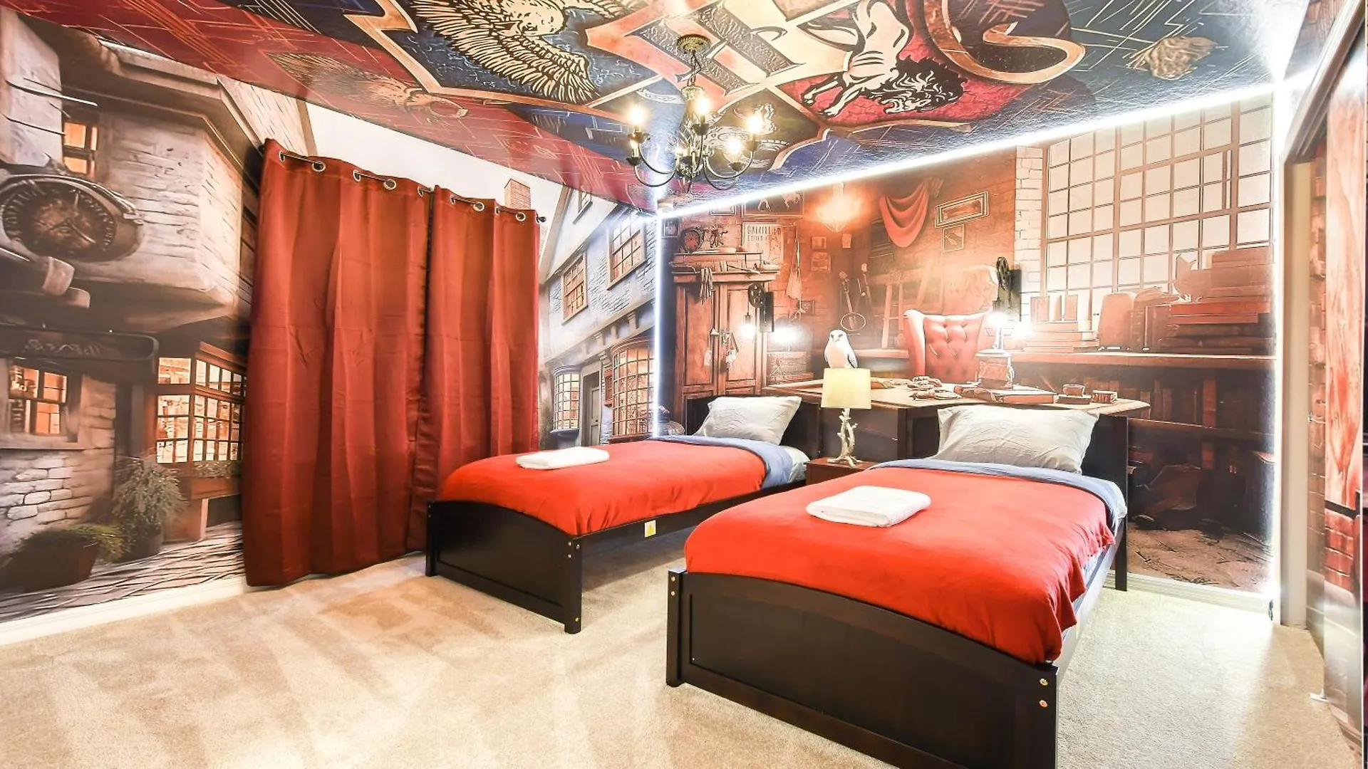 Theater/Game Room 10Br Villa W/ Pool Spa Disney! Davenport 0*,  United States